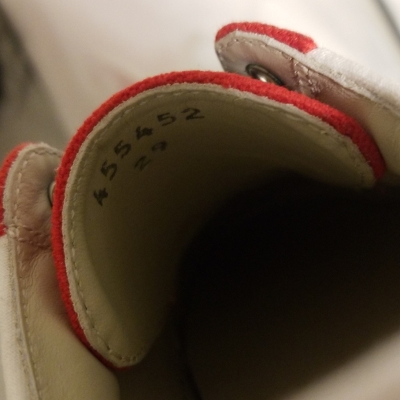 Authentic Gucci shoes - Picture 3 of 3
